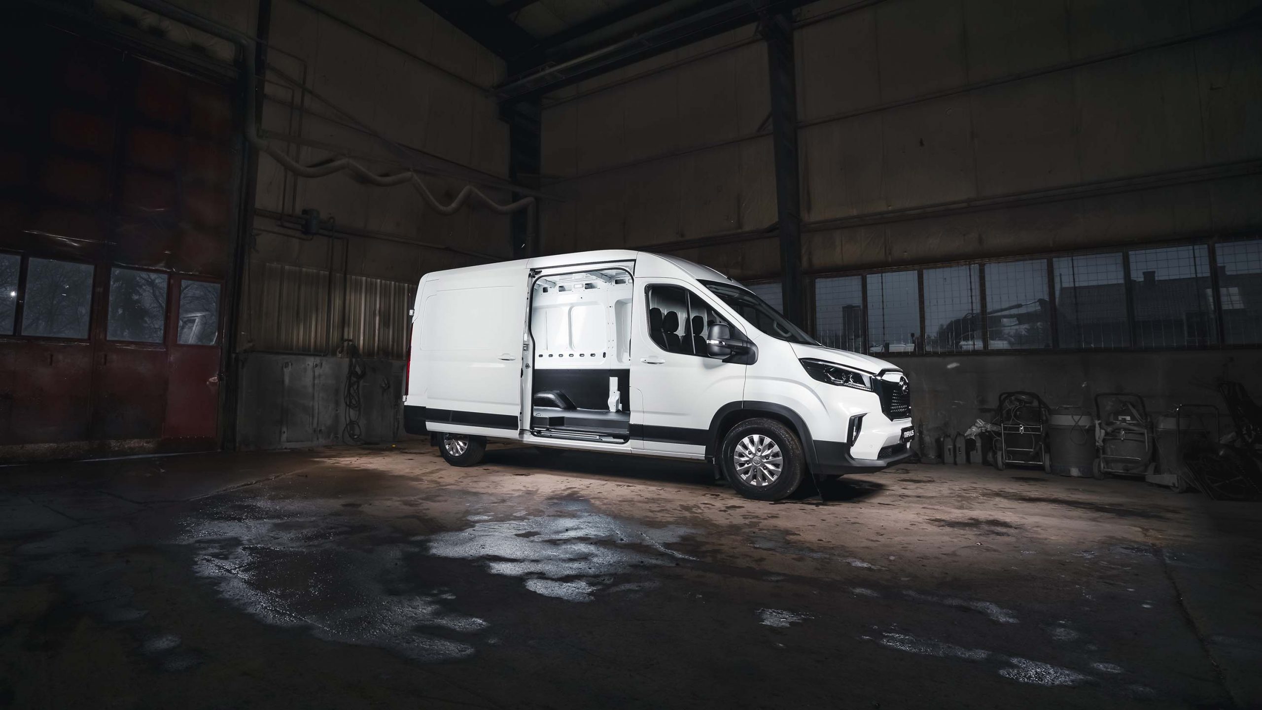 Vit Maxus e-Deliver 9 I lagerhus design