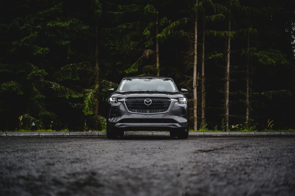 Mazda CX-60 bild rakt framifrån